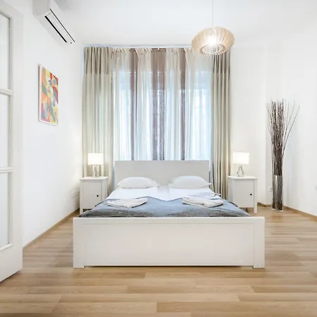 Apartment Whitefield