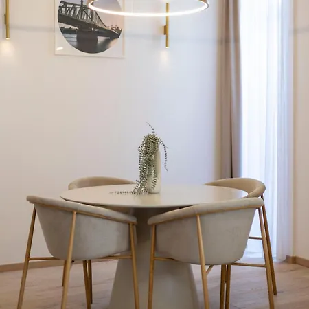 Luxurious W/ A Stunning View To The Basilica