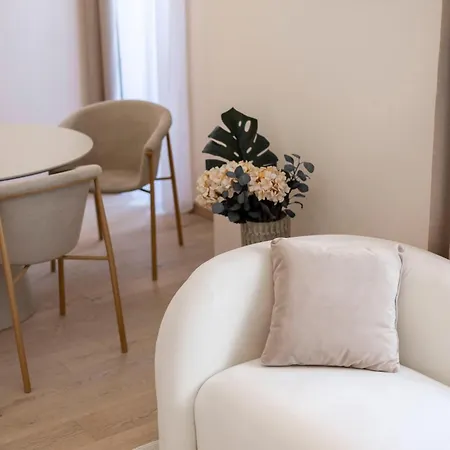Luxurious W/ A Stunning View To The Basilica Apartment