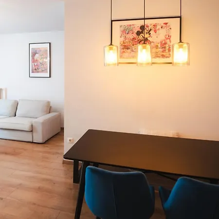 Gr8 Garden - 48sqm - Free Parking