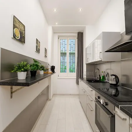 Apartment Cosy Home-apartment In Liszt Ferenc Budapest