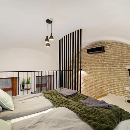 Cosy Home-apartment In Liszt Ferenc Apartment *
