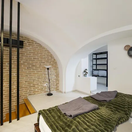 Cosy Home-apartment In Liszt Ferenc Apartment Budapest