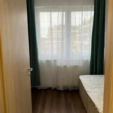 Lux Cordia With Free Parking Apartman *