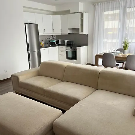 Lux Cordia With Free Parking Apartman *