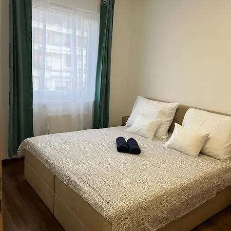 Lux Cordia With Free Parking Apartman