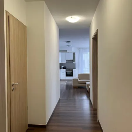 Lux Cordia With Free Parking Apartman