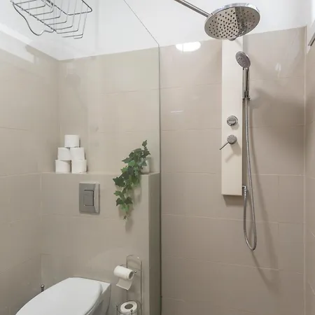 Apartment Gems Of - Ruby Unit