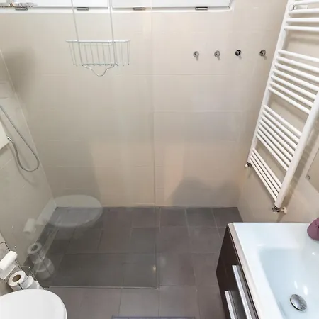 Gems Of - Ruby Unit Apartment