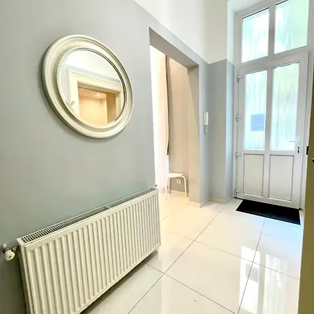 Amazing Swedish 3 In The Center Apartment