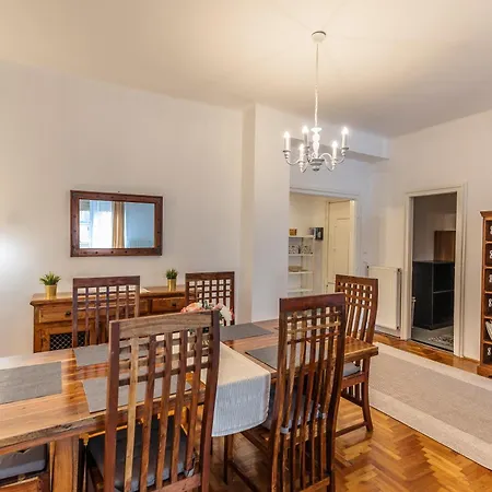 Apartment Bright & Spacious Riverside With Balcony *