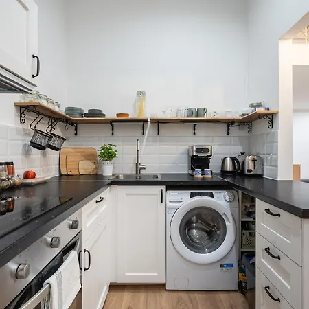 Apartment Mira