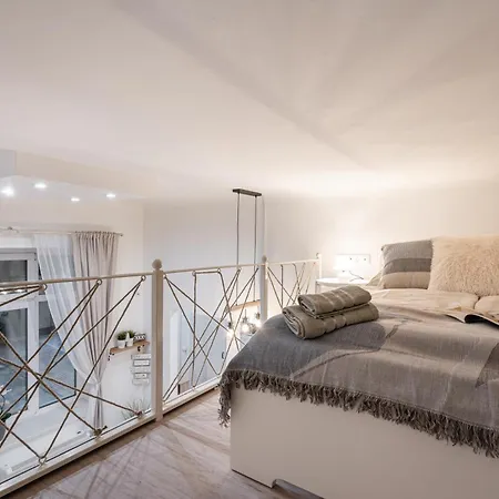 Apartment Mira