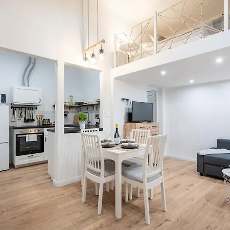 Mira Apartment *