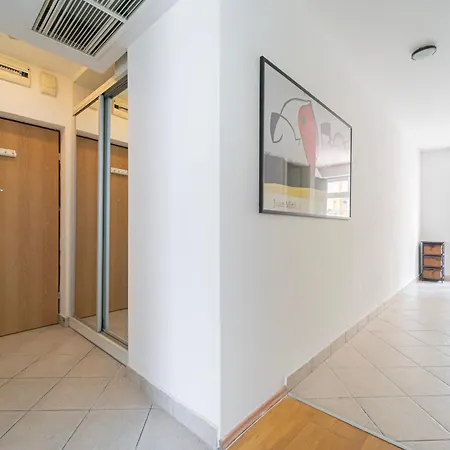 Apartment With Parking&terrace Budapest