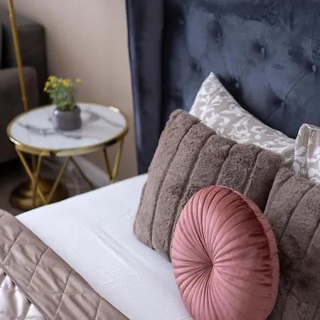 Apartment Spacious Vintage For 12ppl *