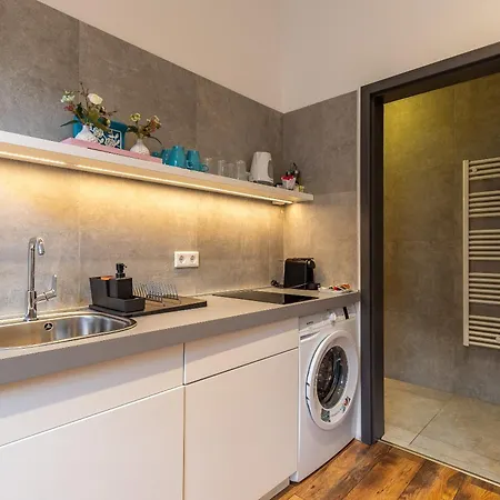 Andrassy Heritage Deluxe Budapest