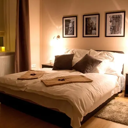 Budapest Ville Bed & Breakfast B&B 3*