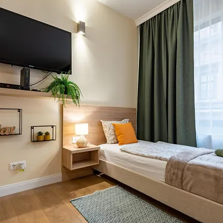 Apartment Holidays & Budapest