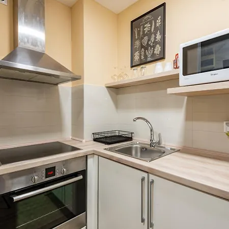 Apartment Holidays & Budapest