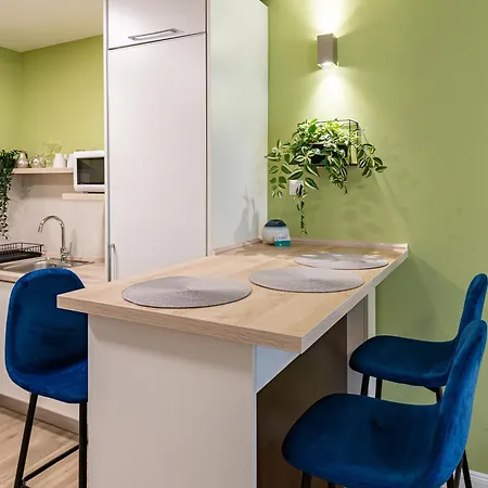 Apartment Holidays & Budapest