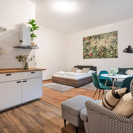 D68 - Downtown Cozy - Location By Bqa * Budapest