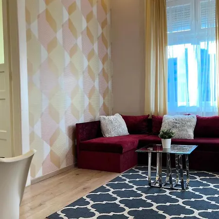 B112 By Small Appartement Budapest