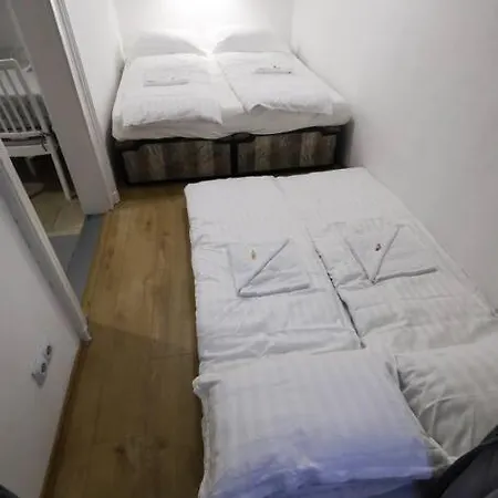 Pest-port Private Room-6 Budapest