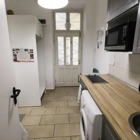 Apartment Pest-port Private Room-6 Budapest