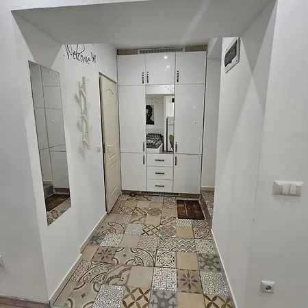 Unique Offer, Two In One! 2 Studio Egyuett