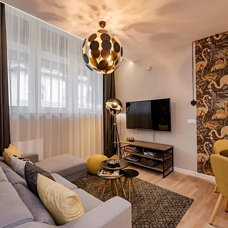 Apartment Luxury Tropical At Budapest