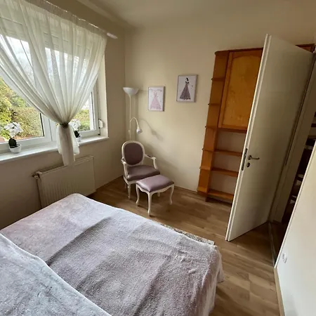 Kiraly Csaladi Apartman- Royal Family #freegarage Apartment Budapest
