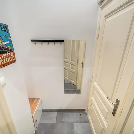 Apartment Cosy Corner - Erzsebet Blvd Budapest