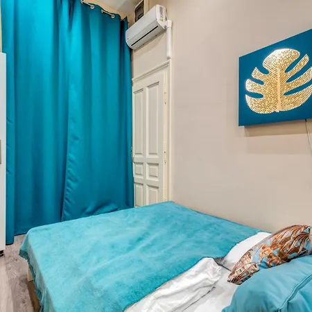 Cosy Corner - Erzsebet Blvd Apartment *