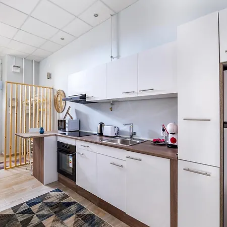 Apartment Golbarg Synagoge In Heart Of *