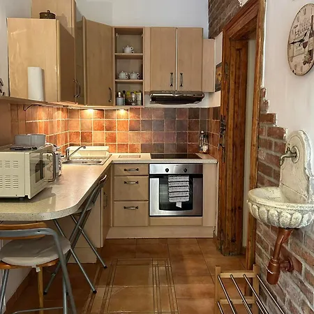 Apartament Rustic In The Jewish Quarter