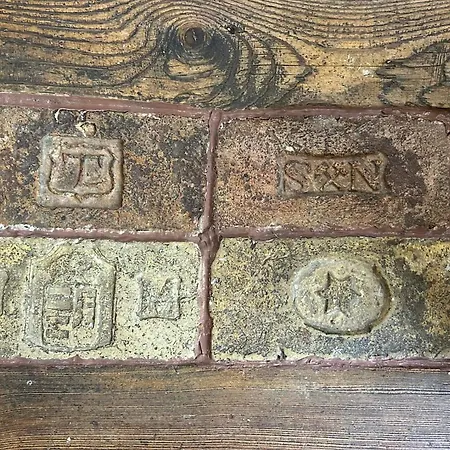 Rustic In The Jewish Quarter Apartment