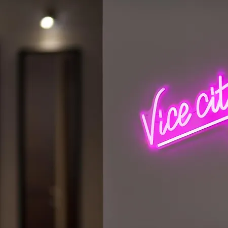 Miami Vice With Balcony Apartment Budapest
