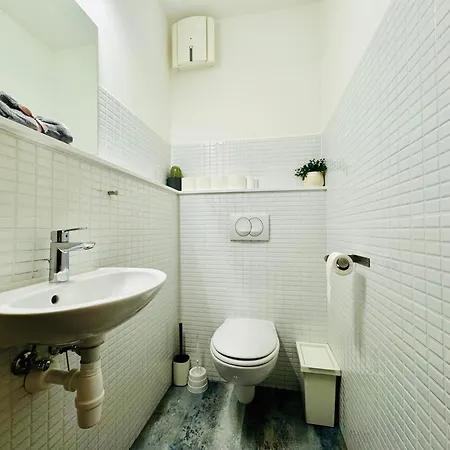 Apartment Bp-est Cp Budapest