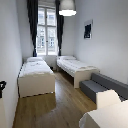 Apartment Pest-port 4 For 16 Person