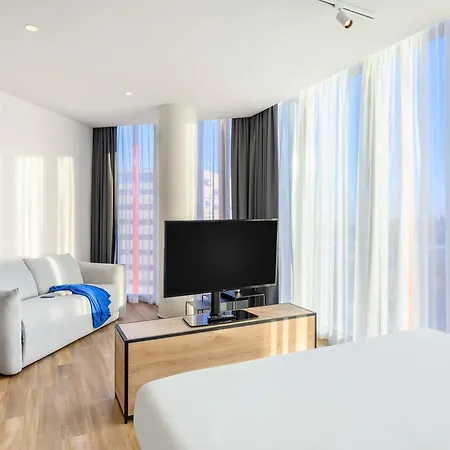 Ibis Stadium ホテル 3*