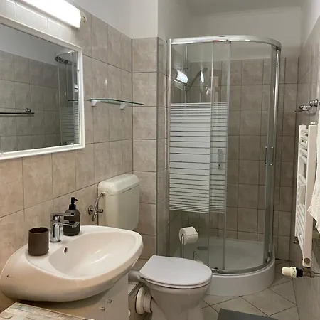 Marton With Free Parking Apartment Budapest