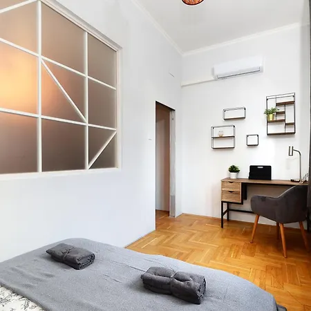 Apartment Luxury R161