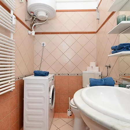 Luxury R161 Apartment
