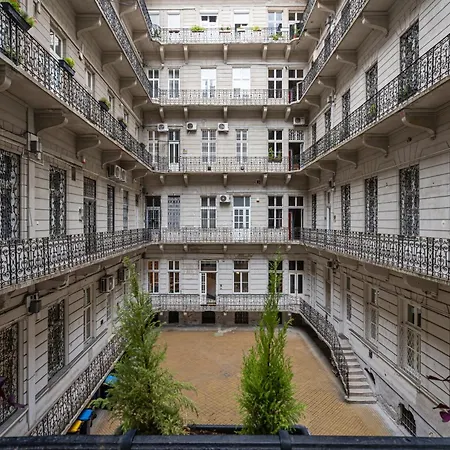 Szent Istvan Aparthotel *