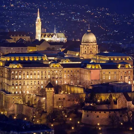 T & E Budapest