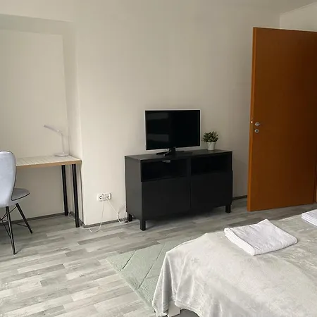 Apartment Marton With Free Parking