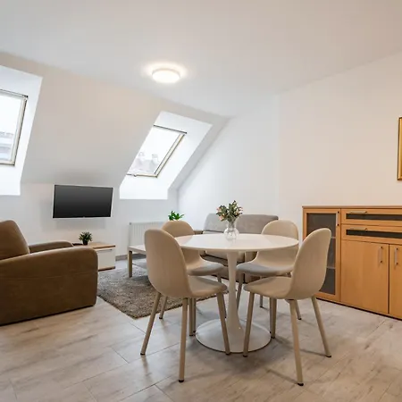 Apartment D16 - Gozsdu Garden - Location By Bqa *