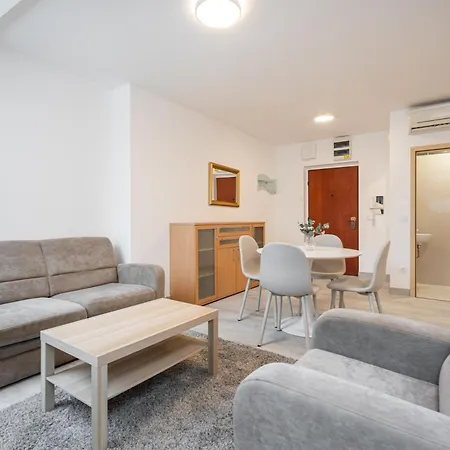 Apartment D16 - Gozsdu Garden - Location By Bqa *