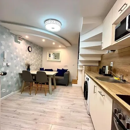 Apartment Cozy 2 Bedrooms At Center